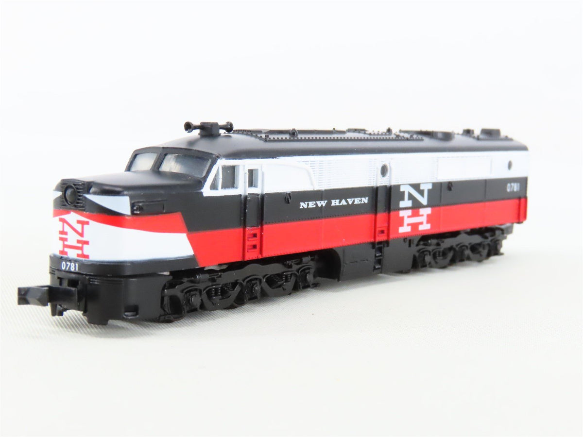 N Con-Cor Limited Edition 8517 NH New Haven &quot;McGinnis&quot; PA1 Diesel Passenger Set