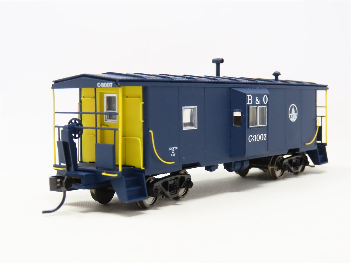 HO Walthers Platinum #932-40456 B&amp;O Baltimore &amp; Ohio Bay Window Caboose #C-3007