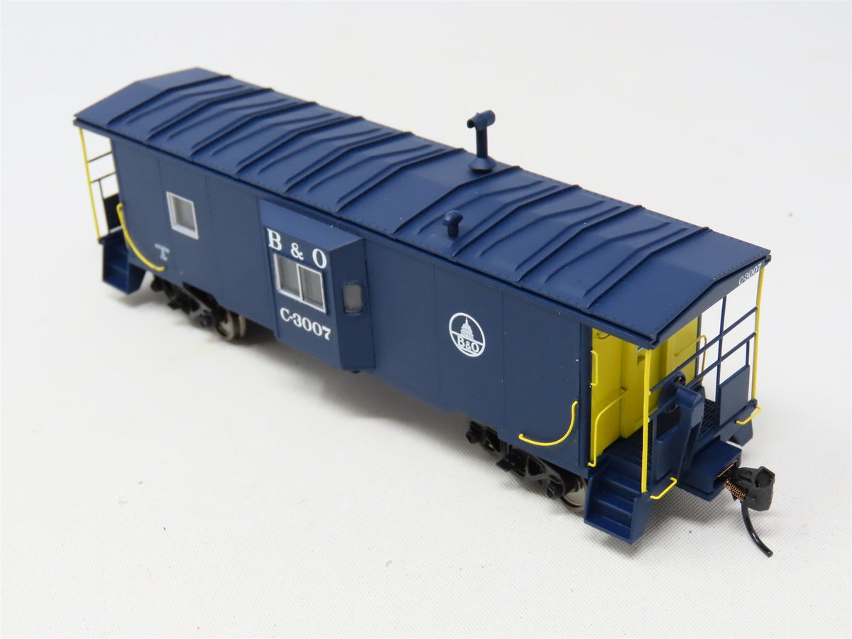 HO Walthers Platinum #932-40456 B&amp;O Baltimore &amp; Ohio Bay Window Caboose #C-3007