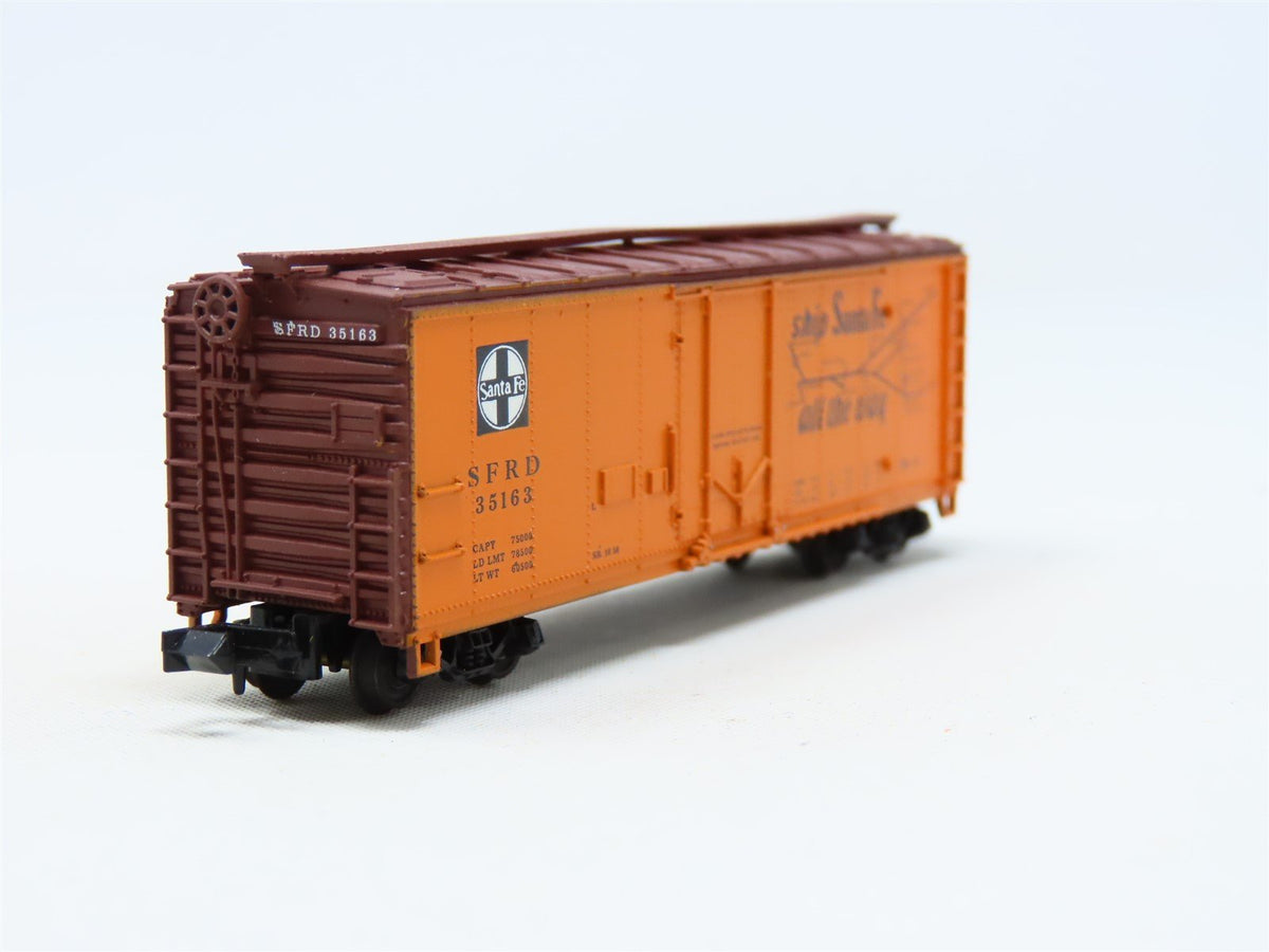 N Scale Con-Cor 001-008850 SFRD Santa Fe &#39;El Capitan&#39; 40&#39; Reefer #35163