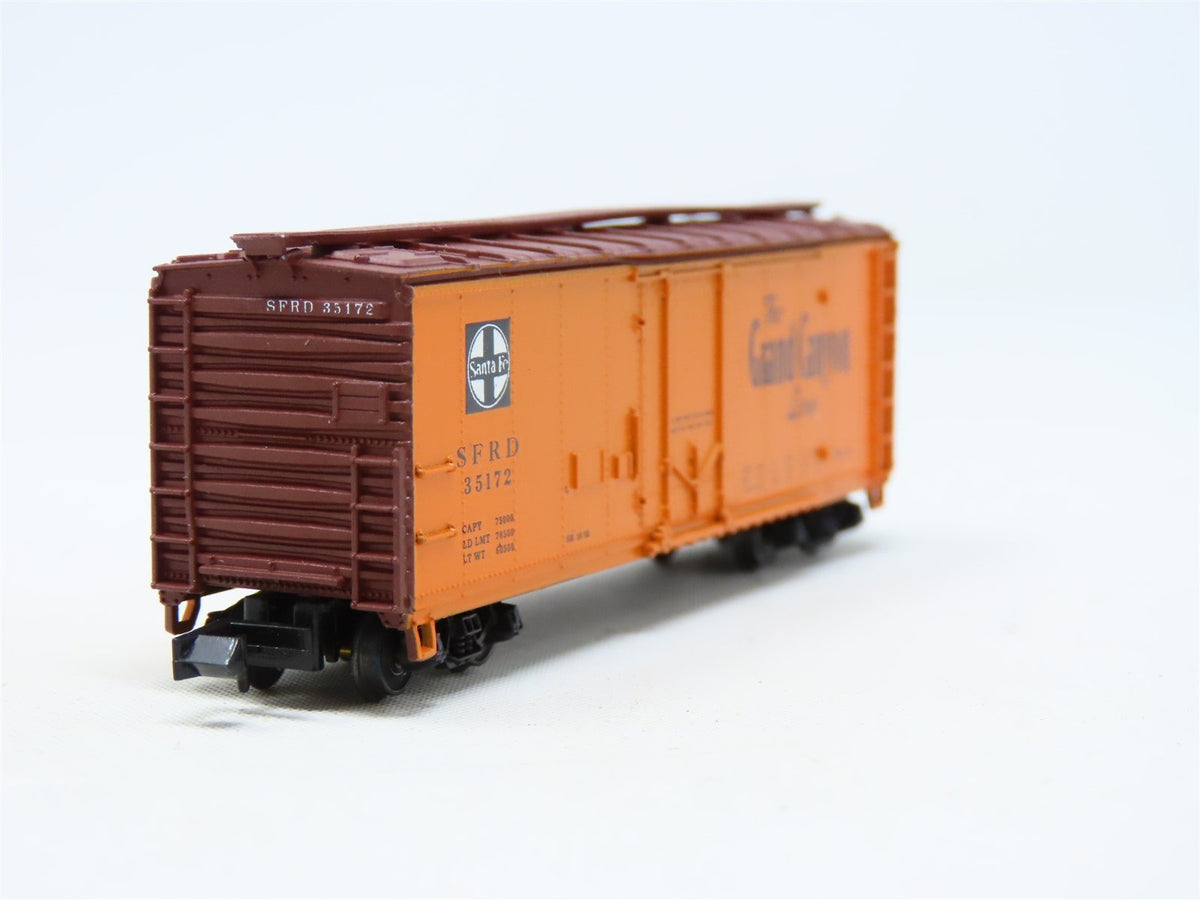 N Scale Con-Cor 001-008851 SFRD Santa Fe &#39;Grand Canyon&#39; 40&#39; Steel Reefer #35172