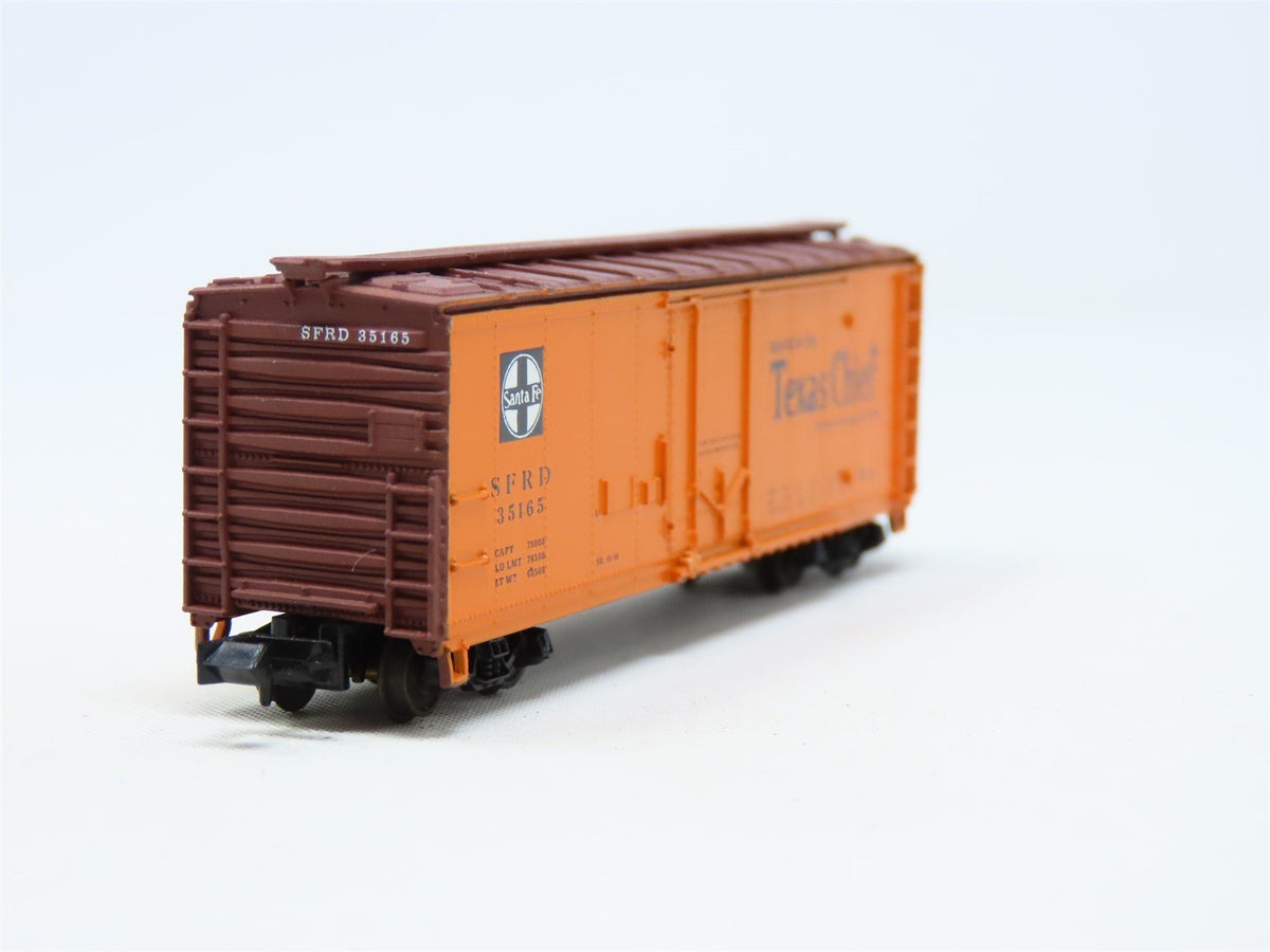 N Scale Con-Cor 001-008850 SFRD Santa Fe &#39;Texas Chief&#39; 40&#39; Steel Reefer #35165