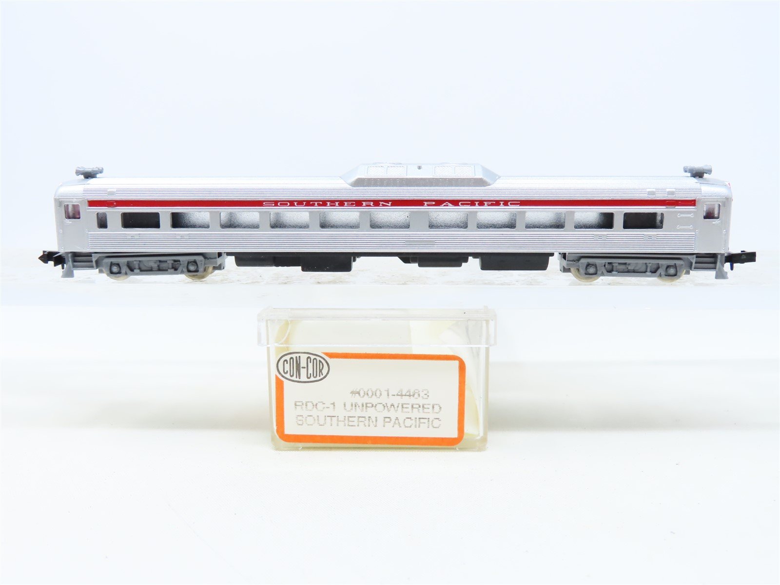 N Scale Con-Cor 0001-4463 SP Southern Pacific RDC-1 Diesel Unpowered DUMMY