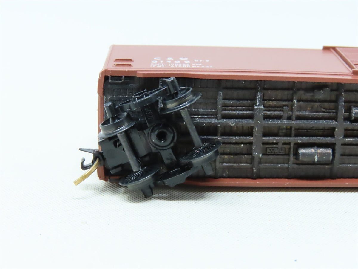 N Scale Kadee Micro-Trains MTL 31080 C&amp;O Chesapeake &amp; Ohio 50&#39; Box Car #21422