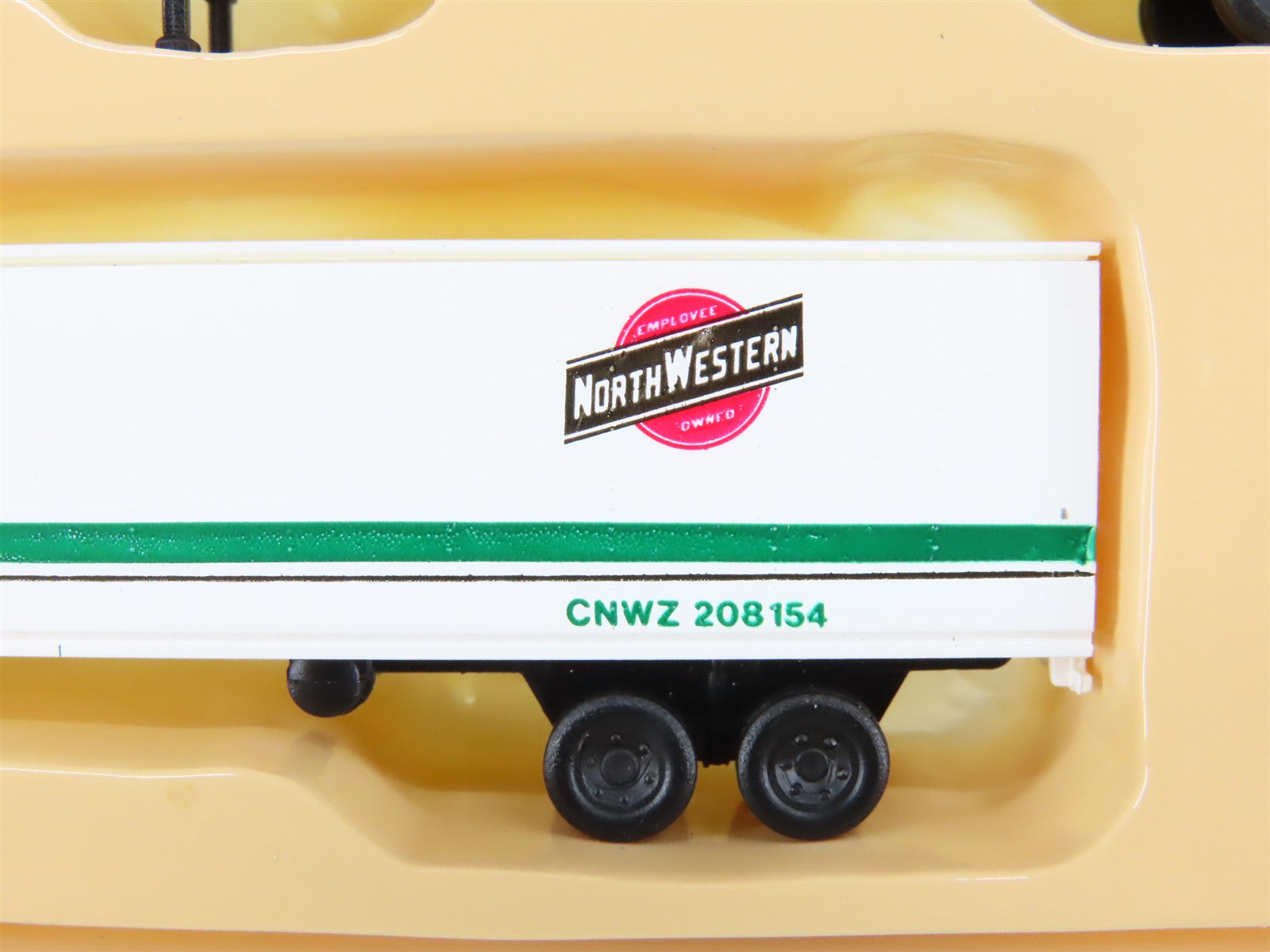 N Scale Con-Cor 0004-006103 North Western Falcon Service Box Trailer 3-Pack