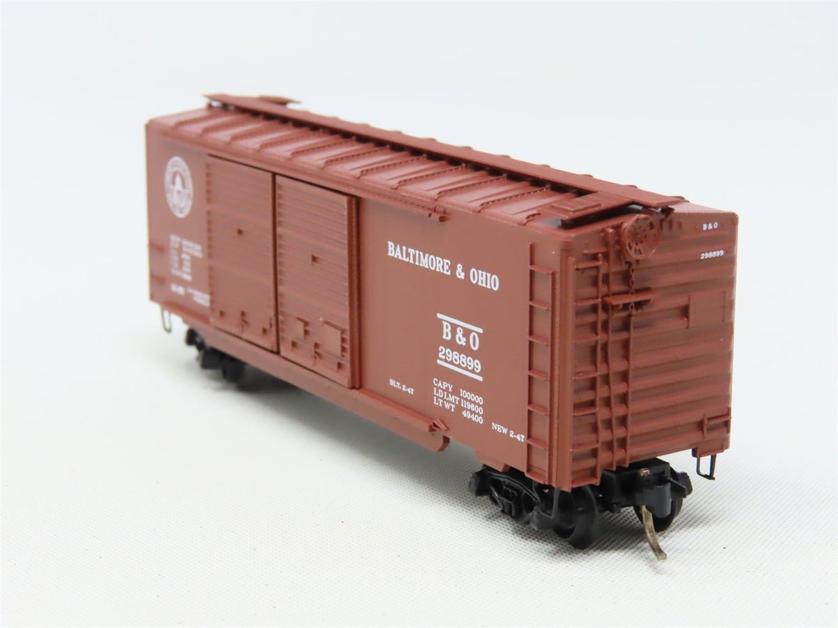 N Scale Kadee Micro-Trains MTL 23040 B&amp;O Baltimore &amp; Ohio 40&#39; Box Car #298899