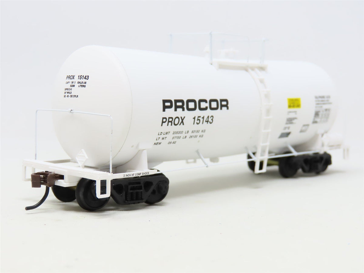 HO Walthers #932-27224 PROX Procor UTLX 16K Gal. Funnel Flow Tank Car (2-Pack)