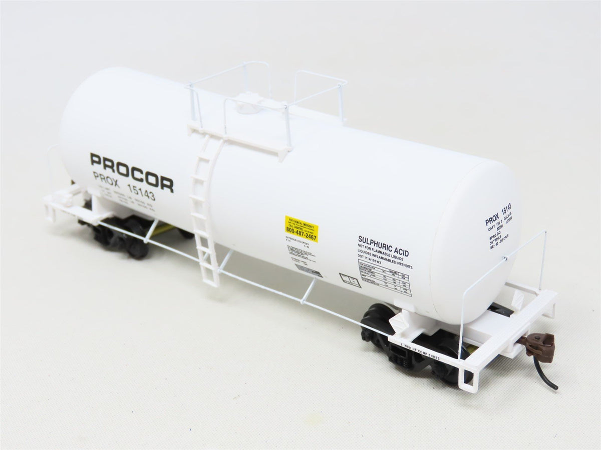 HO Walthers #932-27224 PROX Procor UTLX 16K Gal. Funnel Flow Tank Car (2-Pack)