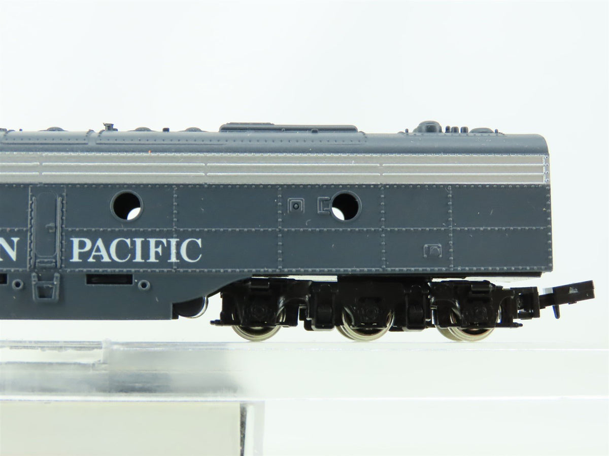 N Scale Con-Cor 0001-002771 SP &quot;Bloody Nose&quot; EMD E8B Diesel No# - Unpowered