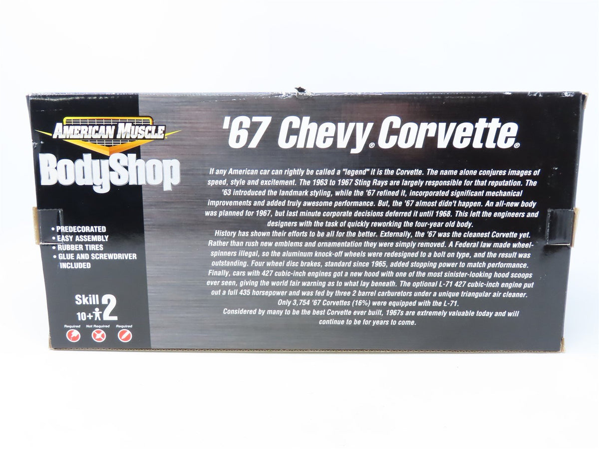 1:18 Scale ERTL American Muscle Body Shop 36520 &#39;67 Chevy Corvette Activity Set