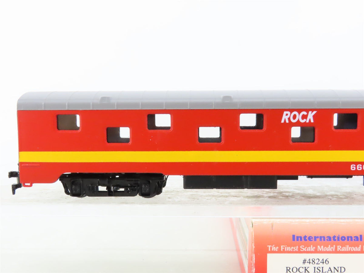 HO IHC Premier Series #48246 RI Rock Island Smooth Side Sleeper Passenger #660