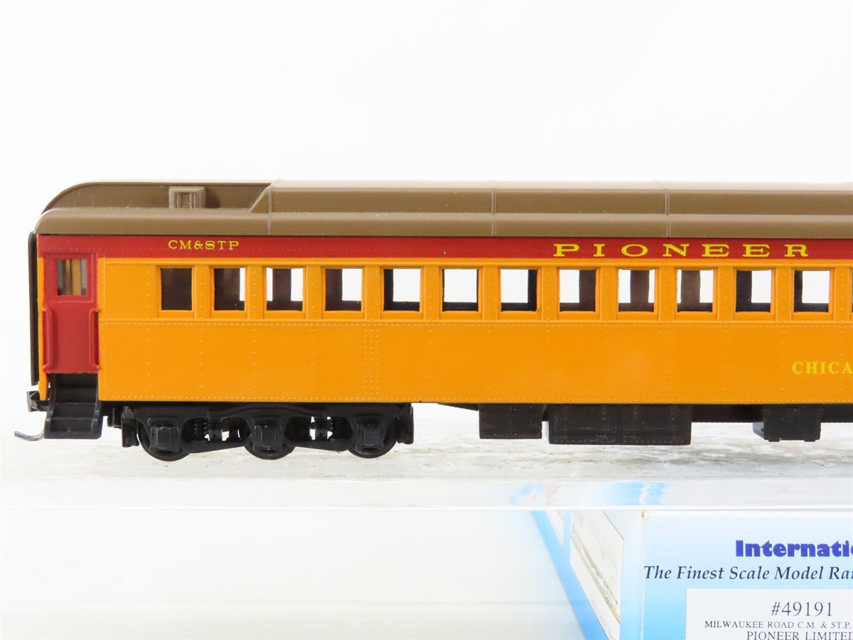 HO IHC Premier Series 49191 Milwaukee Pioneer Limited Coach Passenger &quot;Chicago&quot;