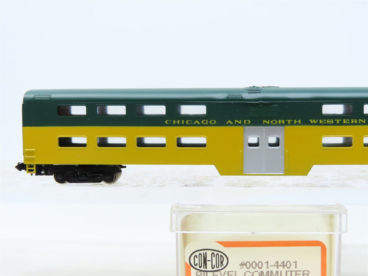 N Con-Cor 0001-4401 CNW Chicago North Western Bi-Level Commuter Coach Passenger