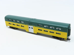 N Con-Cor 0001-4401 CNW Chicago North Western Bi-Level Commuter Coach Passenger