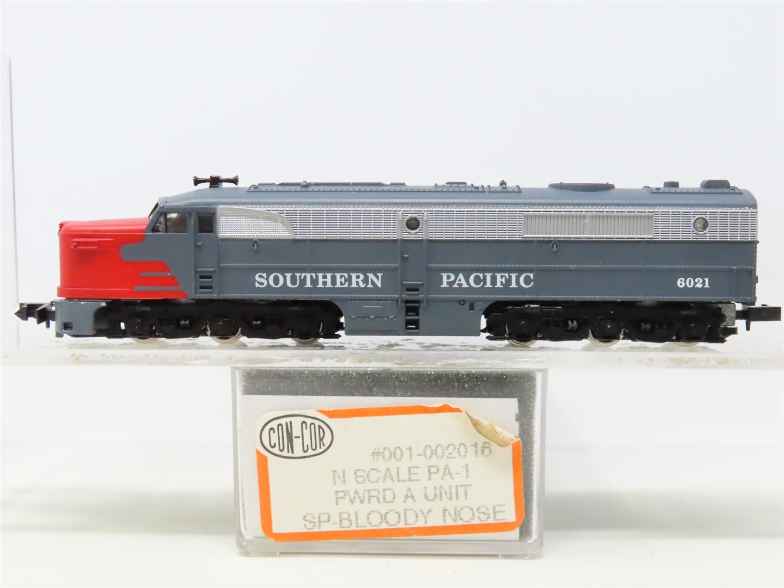 N Scale Con-Cor 001-002016 SP Southern Pacific "Bloody Nose" PA-1 Diesel #6021