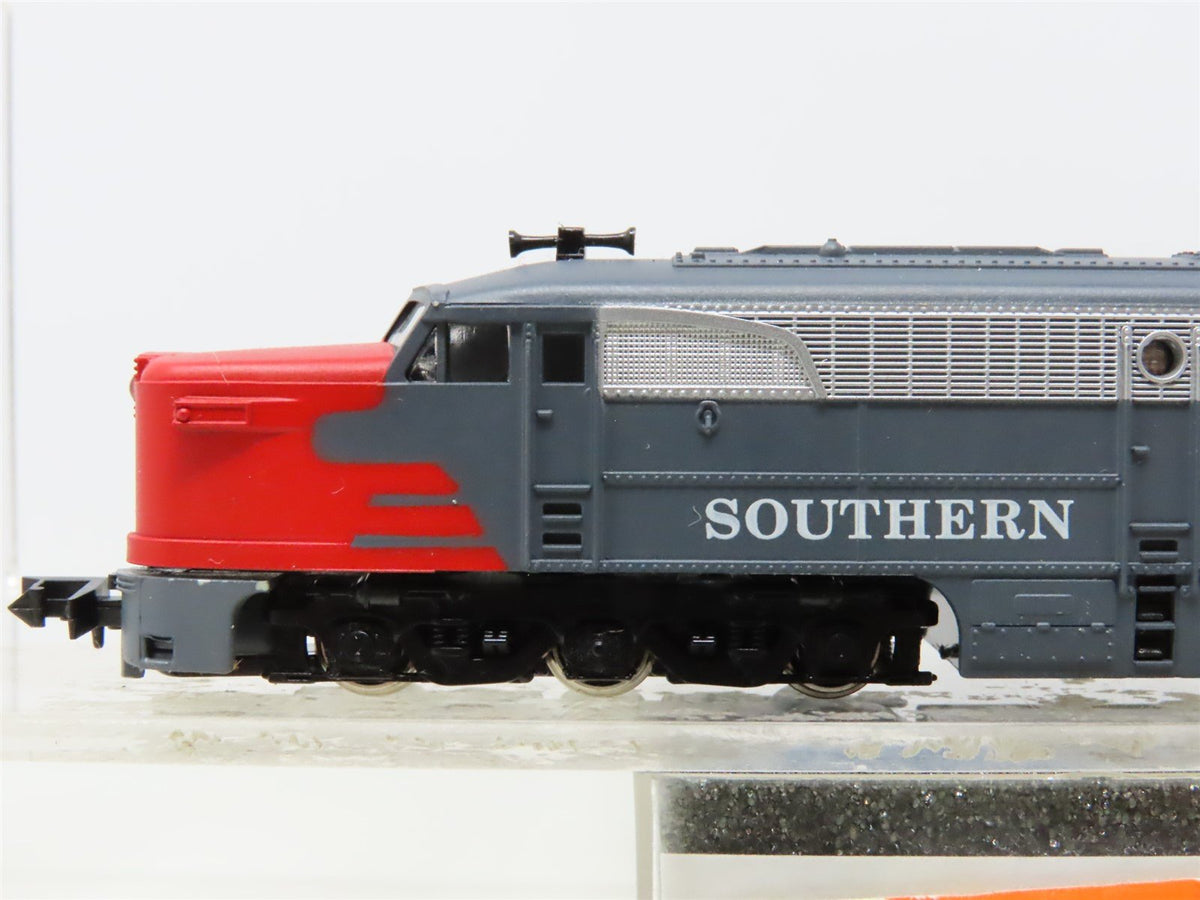 N Scale Con-Cor 001-002016 SP Southern Pacific &quot;Bloody Nose&quot; PA-1 Diesel #6021