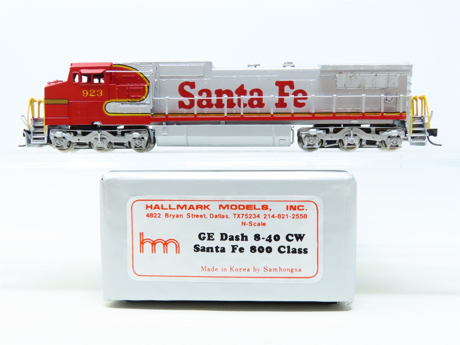 N Hallmark/Samhongsa BRASS ATSF Santa Fe "Warbonnet" GE Dash 8-40CW Diesel #923