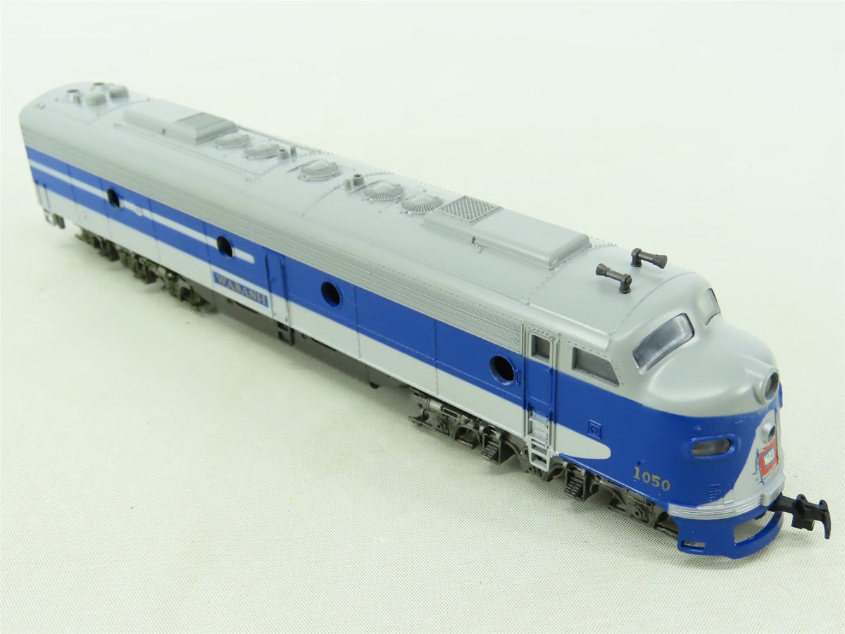 HO Scale AHM/Rivarossi 5122 WAB Wabash EMD E8/9A Diesel Locomotive #1050