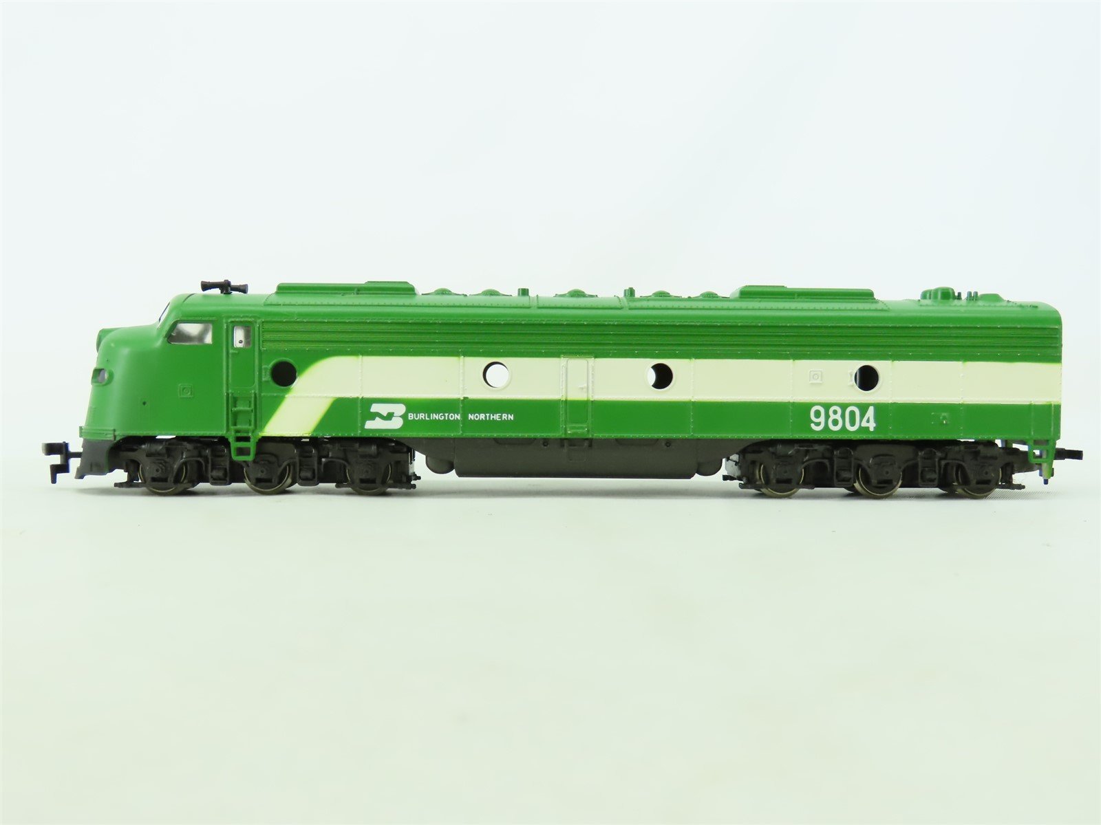 HO Scale AHM/Rivarossi BN Burlington Northern EMD E8/9A Diesel Locomotive #9804