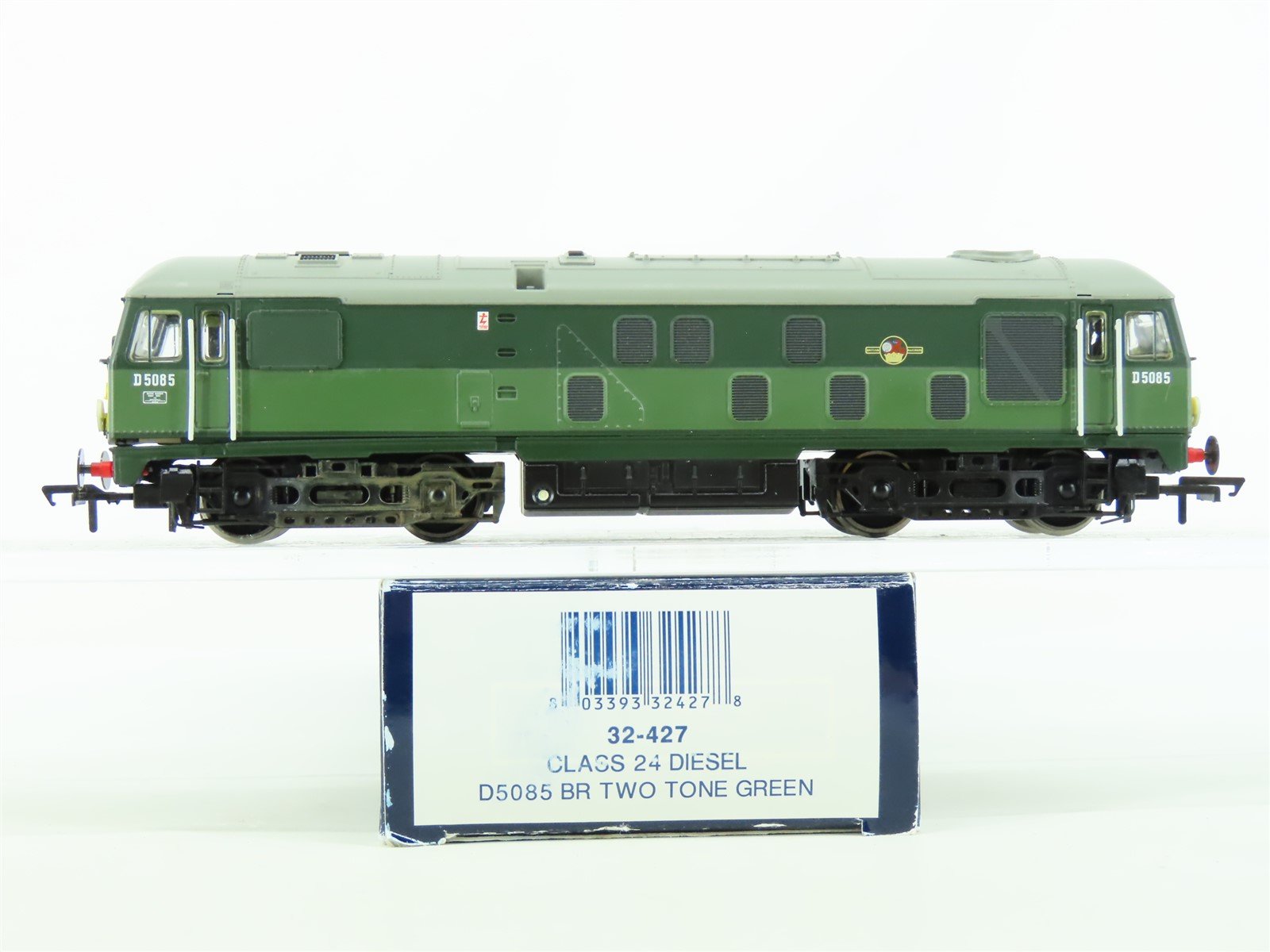 OO Scale Bachmann 32-427 BR British Rail Class 24 Diesel Locomotive #D5085