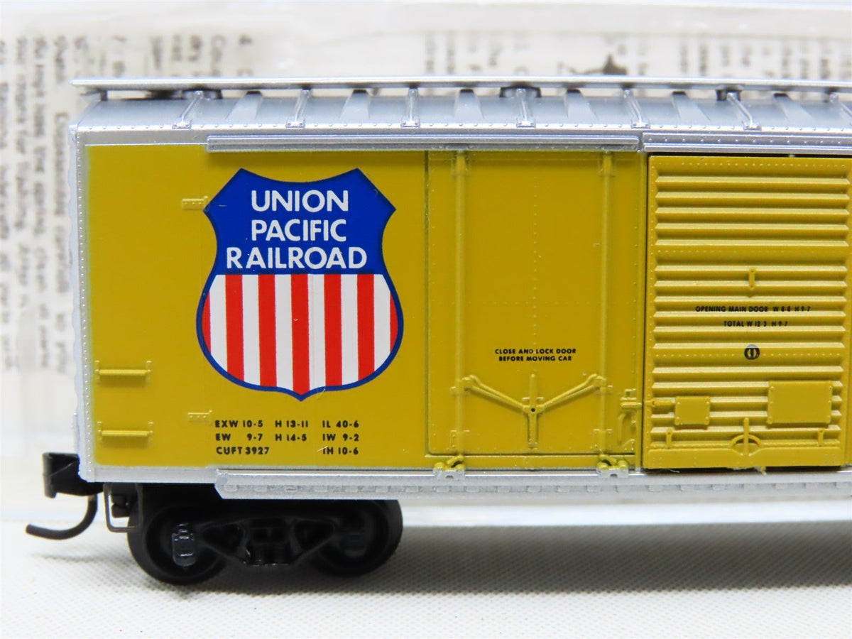 N Scale Kadee Micro-Trains MTL 22050 UP Union Pacific 40&#39; Box Car #110525