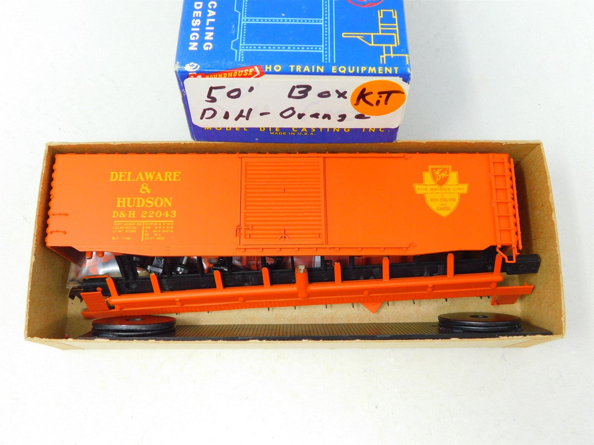 HO Roundhouse Kit D&amp;H Delaware &amp; Hudson &quot;The Bridge Line&quot; 50&#39; Box Car #22043