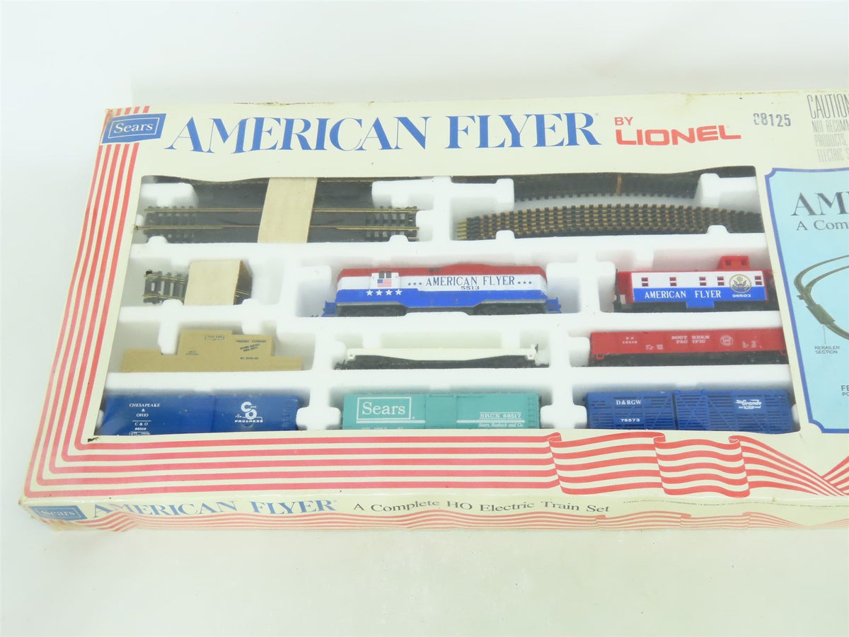 HO Scale Sears/Lionel 5-6592 &quot;The American Flyer&quot; GP9 Diesel Train Set - Sealed