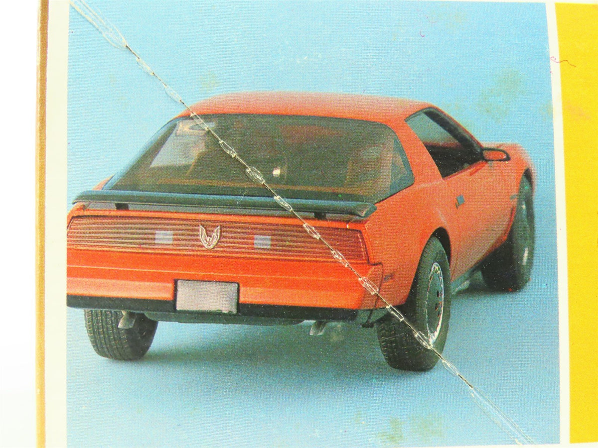 1:24 Scale Monogram Plastic Model Car #2281 &#39;82 Trans Am