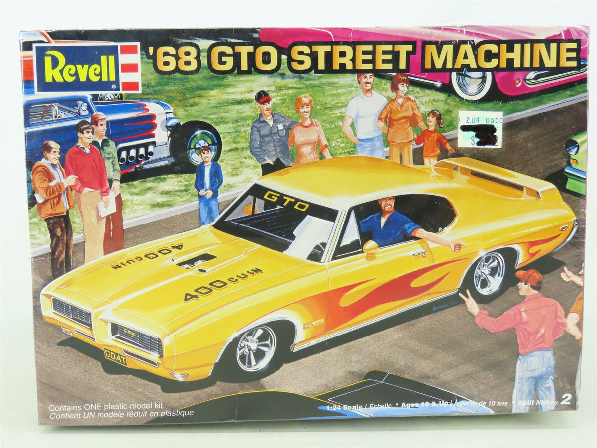 1:24 Scale Revell Plastic Model Car Kit #85-2985 &#39;68 GTO Street Machine - SEALED