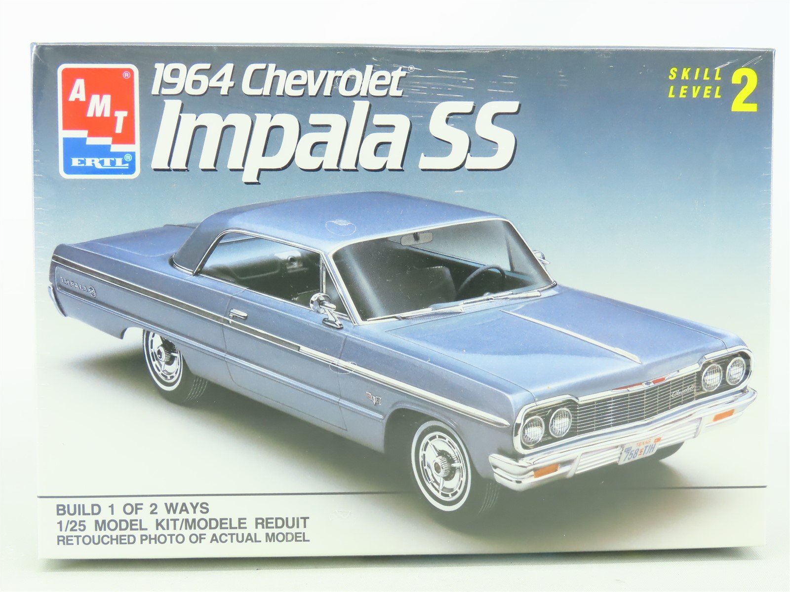 1:25 Scale AMT Ertl Plastic Model Car Kit #6564 1964 Chevrolet Impala SS- SEALED