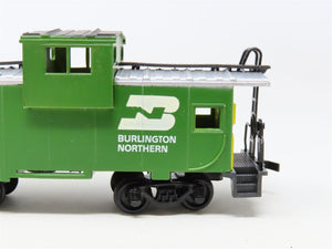 HO Scale Bachmann 825 BN Burlington Northern GP40 Diesel Locomotive w/Caboose