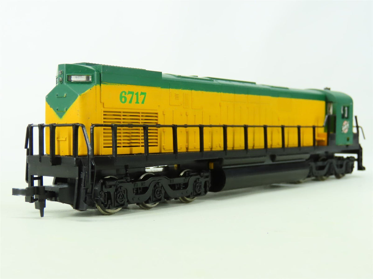 HO Scale Model Power 6683 CNW Chicago &amp; North Western ALCO C-628 Diesel #6717