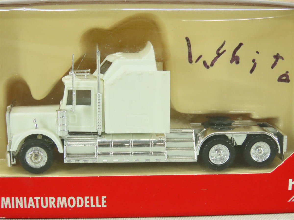 HO Scale HERPA #144872 10-Wheel Sleeper Truck Cab - White