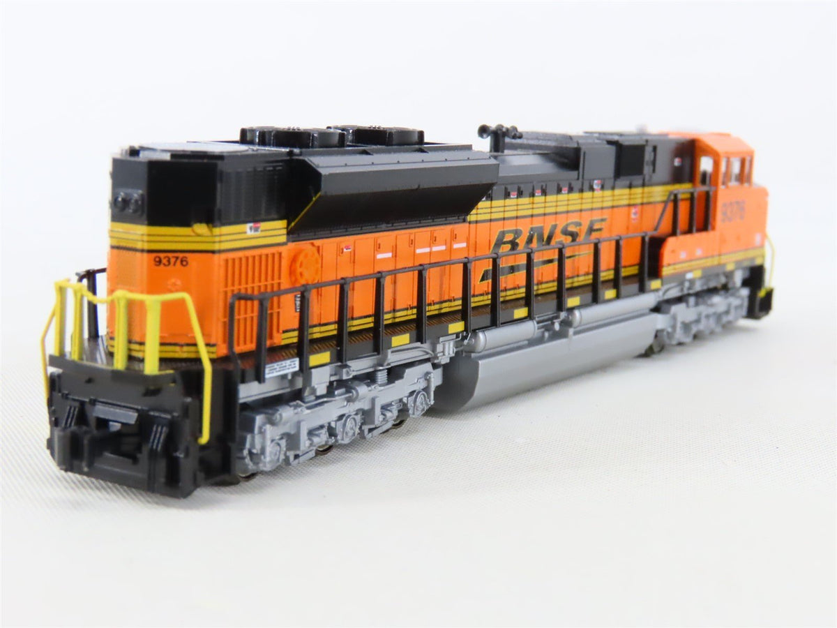 N Scale KATO 176-8434 BNSF Railway EMD SD70ACe Diesel #9376 - DCC Ready