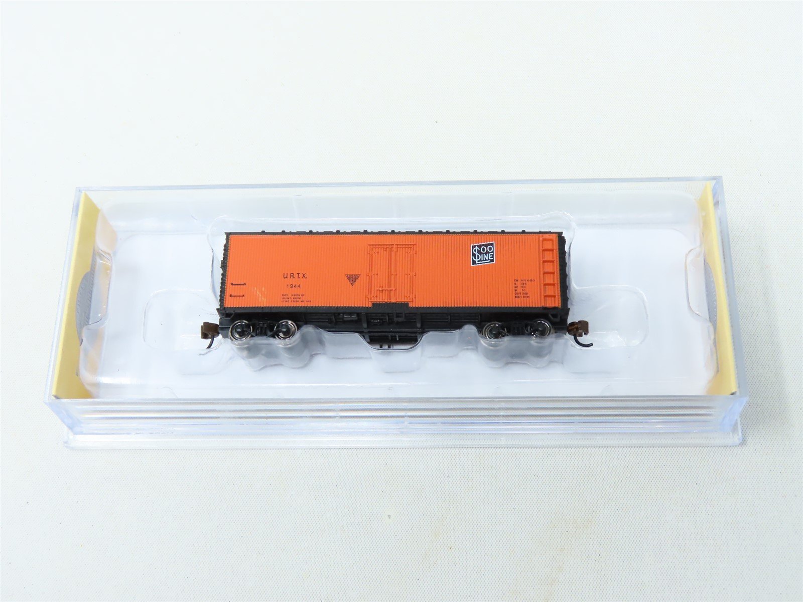 N Scale Bachmann 19851 UTRX SOO Line Wood Reefer Car #1944