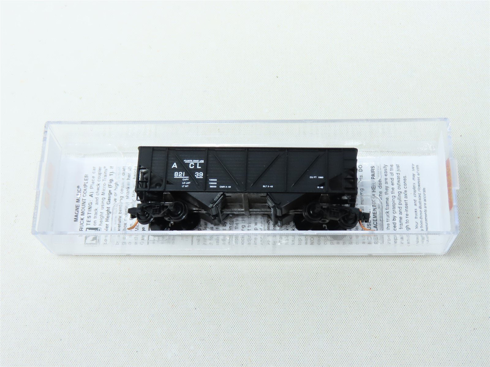 N Scale Micro-Trains MTL 05700130 ACL Atlantic Coast Line 33' Hopper Car #82139