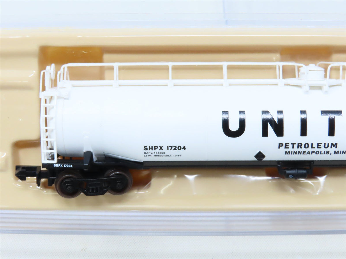N Scale Atlas 37092 SHPX United Petroleum 33,000 Gallon Tank Car #17204