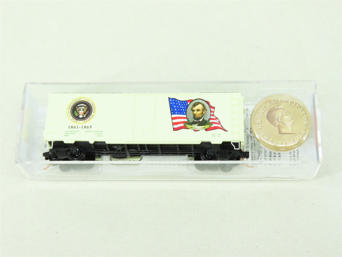 N Micro-Trains MTL 07400125 Presidential Series 40&#39; Box Car - Abraham Lincoln