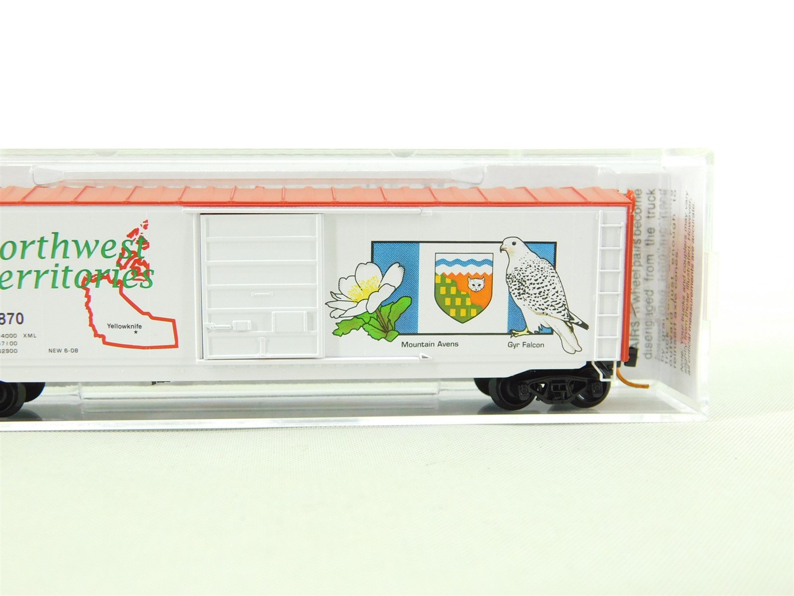 N Scale Micro-Trains MTL 07700162 NT Northwest Territories 40' Boxcar #1870