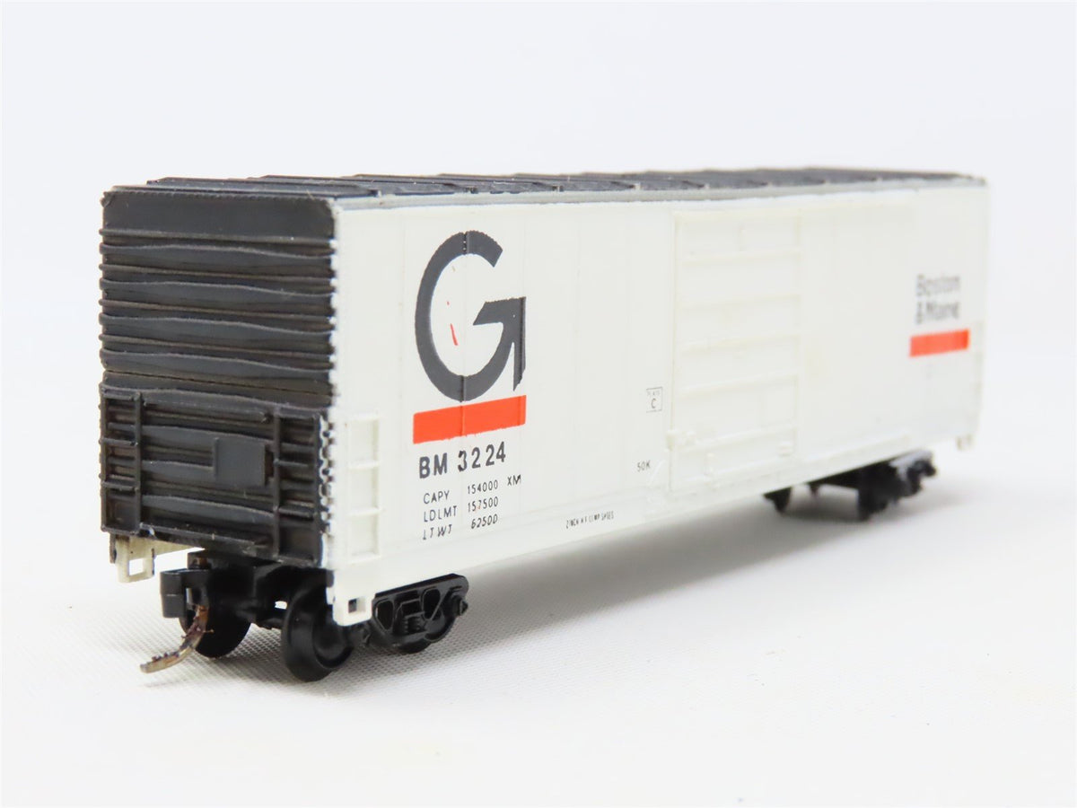 N Scale Life-Like Bev-Bel 4425-3 BM Boston &amp; Maine 50&#39; Single Door Box Car #3224