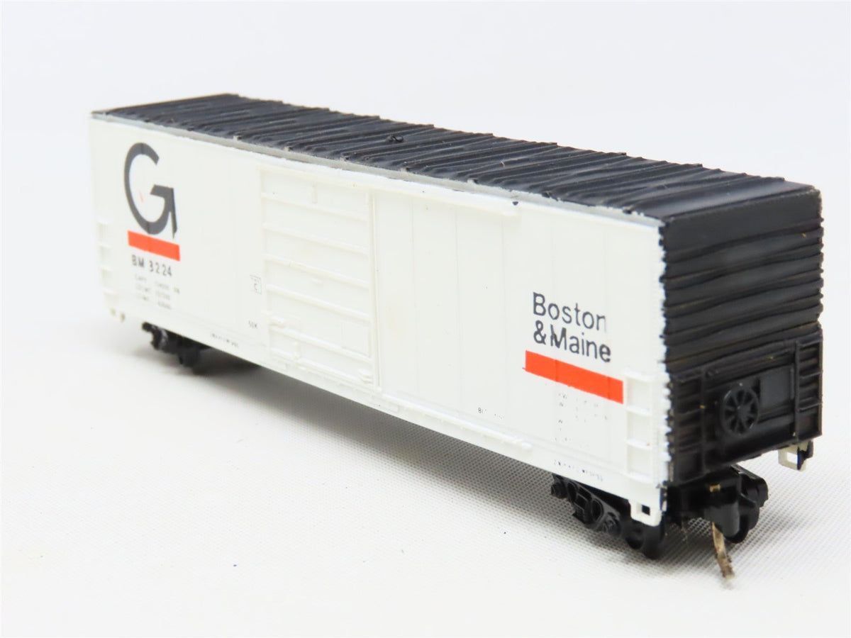 N Scale Life-Like Bev-Bel 4425-3 BM Boston &amp; Maine 50&#39; Single Door Box Car #3224