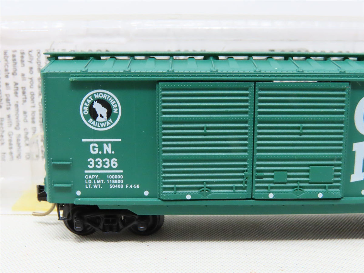 N Scale Micro-Trains MTL #23190 GN Great Northern 40&#39; Double Door Box Car #3336