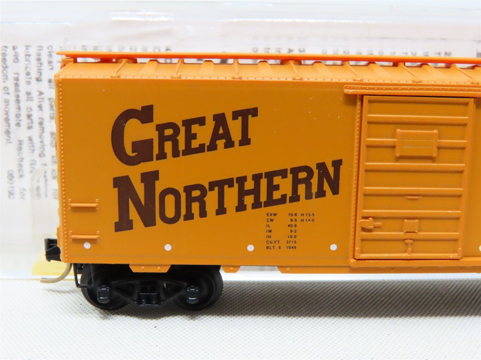 N Scale Micro-Trains MTL #20190 GN Great Northern Circus Car 40' Box Car #18007
