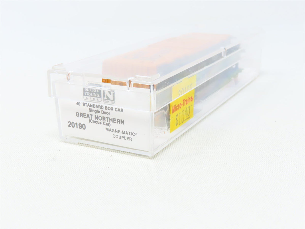 N Scale Micro-Trains MTL #20190 GN Great Northern Circus Car 40&#39; Box Car #18007