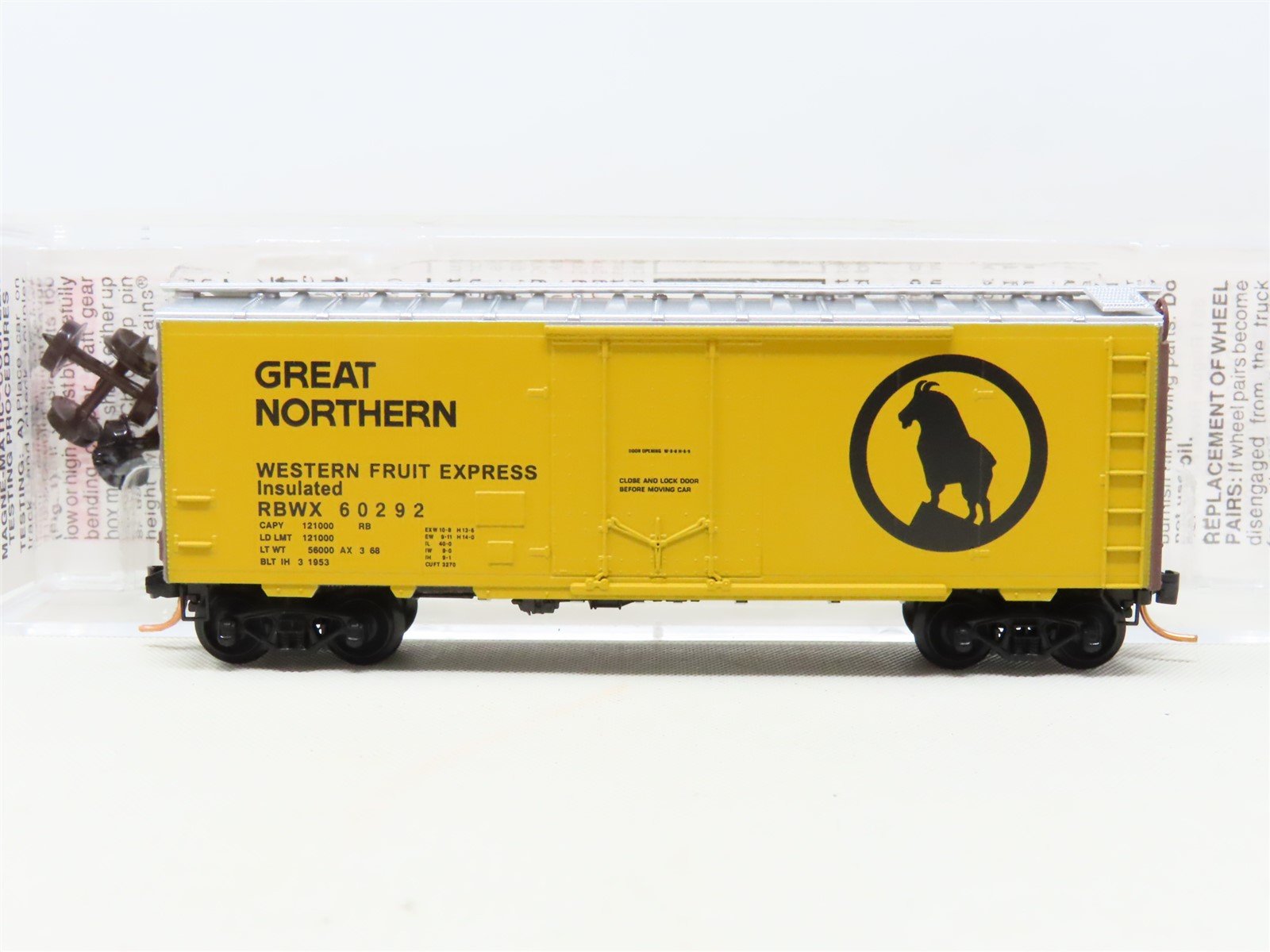 N Micro-Trains MTL #21460 RBWX GN Great Northern 40' Plug Door Box Car #60292