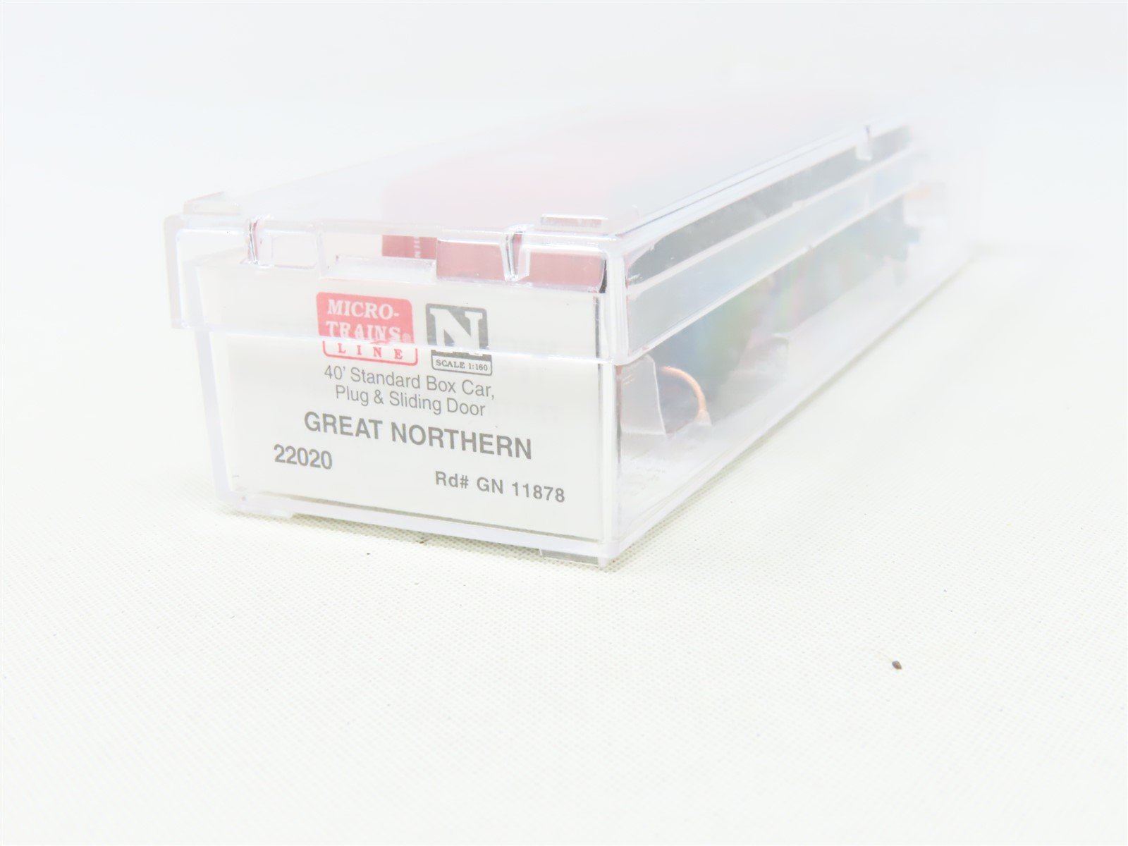 N Micro-Trains MTL 22020 GN Great Northern 40' Plug & Sliding Door Boxcar #11878