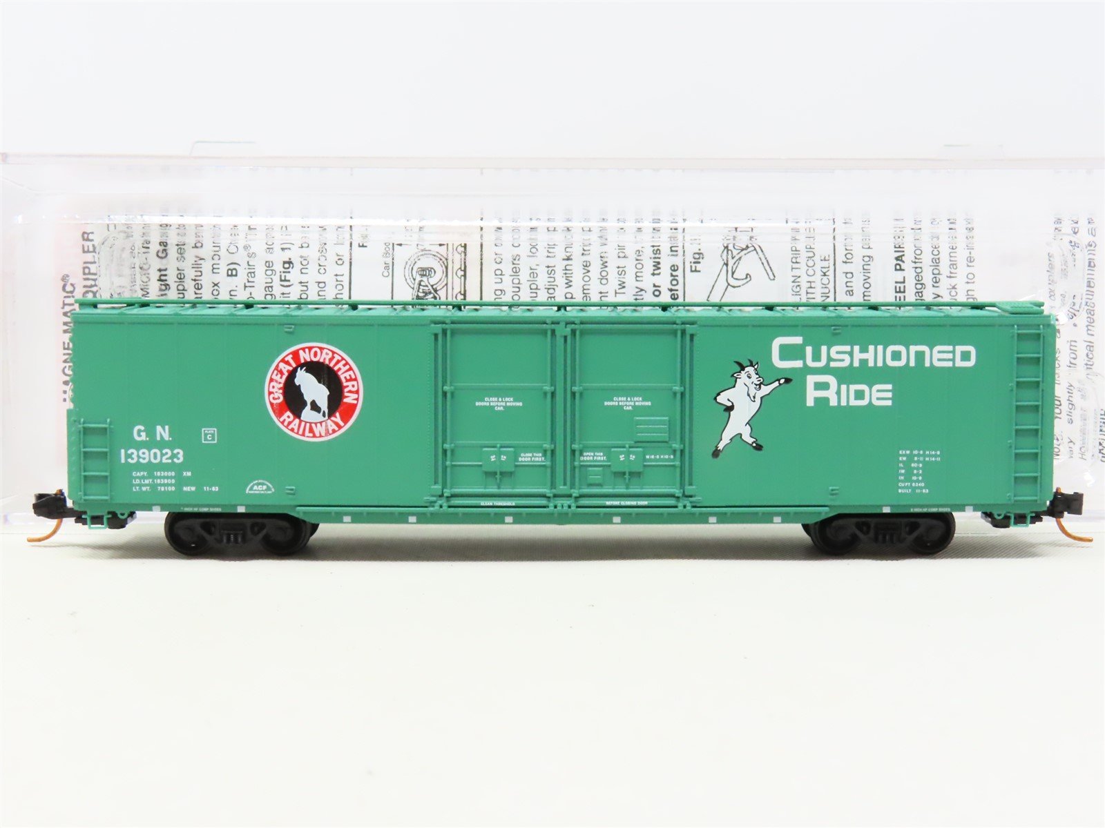 N Scale Micro-Trains MTL #12200032 GN Great Northern "Goat" 60' Box Car #139023