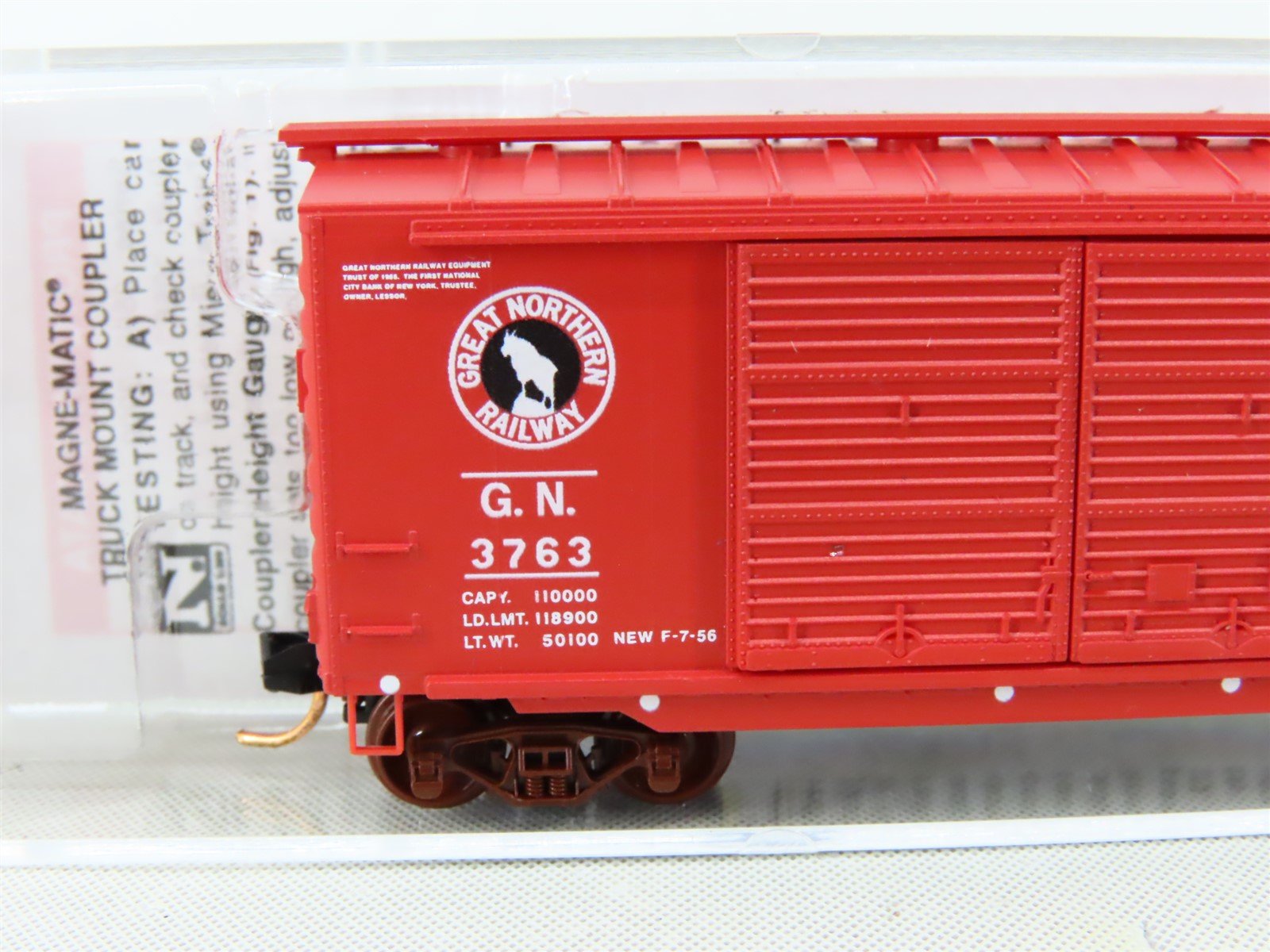 N Scale Micro-Trains MTL 02300352 GN Great Northern Double Door Box Car #3763