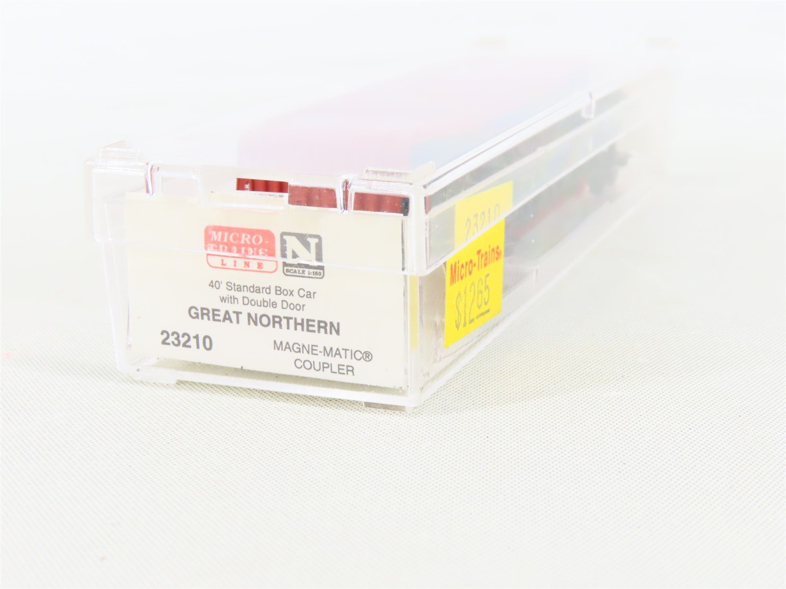 N Scale Micro-Trains MTL 23210 GN Great Northern Double Door 40' Box Car #3484