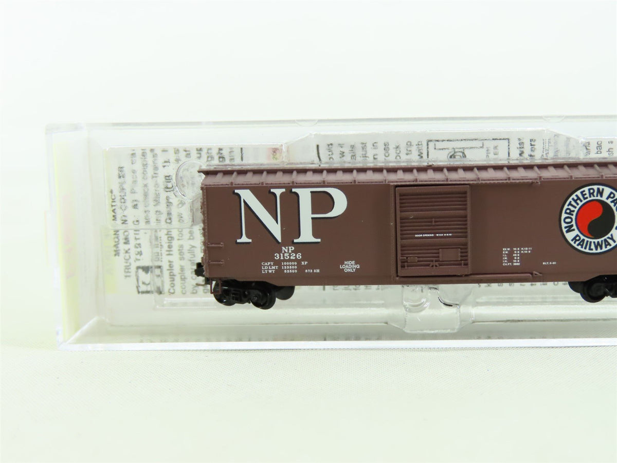 Z Scale Micro-Trains MTL 50500352 NP Northern Pacific 50&#39; Box Car #31526